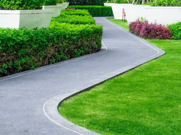Walkway Curb Installation in Elizabethtown