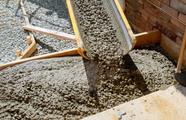 Cement Walkway Pouring in Elizabethtown