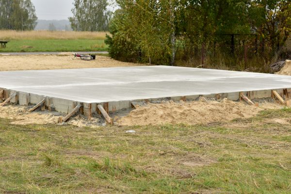 Garage Foundation Building in Elizabethtown