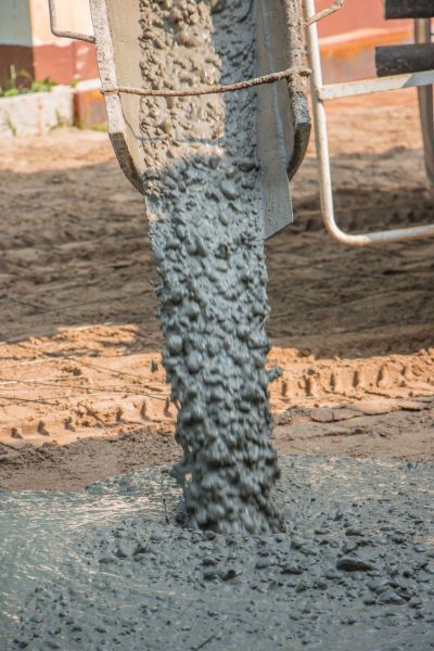 Patio Extension Pouring in Elizabethtown